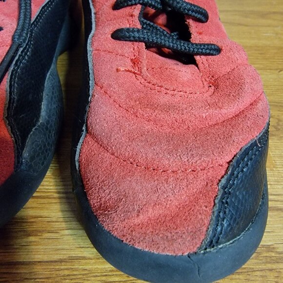 Nike Air Jordan 12 Retro Youth - Picture 4 of 10